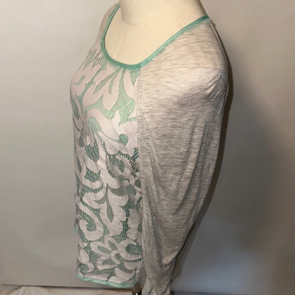 Dolan Grey and Green with Lace Overlay Super Soft Shirt Made in USA Size XS l - Picture 2 of 6